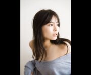 [Photobook] 桜田茉央「Ｆカップなお姉さん」ＦＲＩＤＡＹデジタル写真集