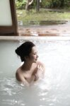 [FRIDAY Digital Photobook] Miho Machiyama 街山みほ – Secret InnShiosai 秘宿／潮騒 (2020-09-18)