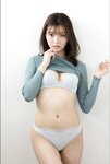 [Photobook] 橋本萌花 日本一セクシーな社長令嬢ｖｏｌ．２ＦＲＩＤＡＹデジタル写真集 Not Complete