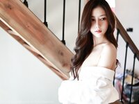 [Xiuren秀人网]2022.04.27 NO.4932 尹甜甜[54+1P／439MB]