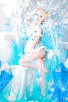 [COSPLAY] 雯妹不讲道理新图 – 冰雪 [32P573MB]