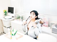 [Loozy] Sonson (손손) - Nude Apron
