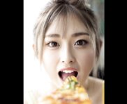 [FRIDAY] 2022.07.26 ゆうちゃみ「ハタチのトキメキ♡」