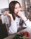 [Photobook] Ikuta Erika 2nd Photobook – Intermission (Nogizaka46) [Bonus – Postcard] 生田絵梨花写真集 インターミッション