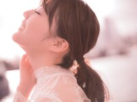 [Photobook] Ikuta Erika 2nd Photobook – Intermission (Nogizaka46) [Bonus – Postcard] 生田絵梨花写真集 インターミッション