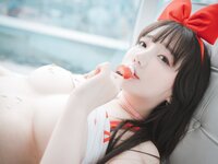 [DJAWA] Son Ye-Eun（손예은）- Strawbeery Girl[151P-1.88G]