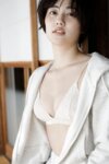 [Photobook] 奥山かずさ 秘密の恋人 ＦＲＩＤＡＹデジタル写真集 (Not Complete)
