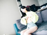 [Loozy] Son Ye-Eun（손예은）- Travel Partner[122P-1.77G]