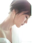 [Photobook] 生田絵梨花 乃木坂46卒業記念メモリアルブック カノン