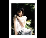 [Photobook] 宮地真緒写真集 逢燦燦