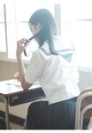 [Photobook] Yui Yokoyama 横山結衣 1st Photobook - Immature Light 未熟な光 (2021-02-22)