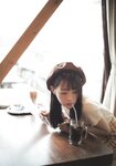 [Photobook] Yui Yokoyama 横山結衣 1st Photobook - Immature Light 未熟な光 (2021-02-22)