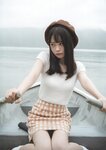 [Photobook] Yui Yokoyama 横山結衣 1st Photobook - Immature Light 未熟な光 (2021-02-22)