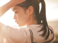 [Photobook] Yui Yokoyama 横山結衣 1st Photobook - Immature Light 未熟な光 (2021-02-22)