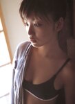 [Photobook] 松嶋初音 - 初世界 (2004.11.25)