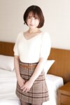 [Photobook] 成海美雨 人懐っこく笑顔が可愛い背徳感のない不倫妻