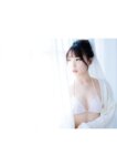 [Photobook] 白桃はな 写真集「落とし、穴」(alarm)