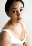 週刊文春 2023.09.14 原色美女図鑑　山本美月