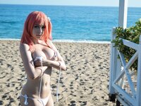 [Cosplay] Yoshinobi - Bikini Honoka (Beach Pool Ver.)