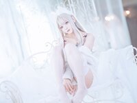 [Cosplay][Zettai Ryoiki] Kuro くろ - KEMOMIMI WHITE
