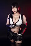 [Cosplay] Uy Uy - Tifa