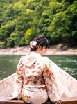 [Photobook] Miku Kanemura 金村美玖 - 1st Photobook Compass 羅針盤 (2022-12-20)