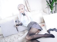[Cosplay][Zettai Ryoiki] Kuro くろ - A gal in the same class was actually a gamer 同じクラスのギャルが実はゲーマーだった件