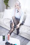 [Cosplay][Zettai Ryoiki] Kuro くろ - A gal in the same class was actually a gamer 同じクラスのギャルが実はゲーマーだった件