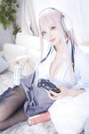 [Cosplay][Zettai Ryoiki] Kuro くろ - A gal in the same class was actually a gamer 同じクラスのギャルが実はゲーマーだった件