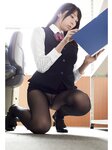 [Photobook] 解禁グラビア写真集 緒方咲 OLの緒方さん