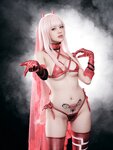 [Cosplay] PingPing 平平 - Zero Two (DARLING in the FRANXX)