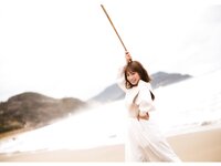 [Photobook] Mei Higashimura 東村芽依 1st Photobook - Mitsuketa 見つけた (2022-09-13)