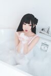 [Cosplay] Mbxer 面饼仙儿 - Bathtub Bubbles 浴缸泡泡