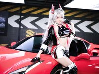 [Cosplay] 瓜希酱 Momoko葵葵 碧蓝航线 欧根 企业 赛车女郎