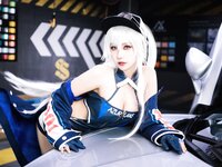 [Cosplay] 瓜希酱 Momoko葵葵 碧蓝航线 欧根 企业 赛车女郎