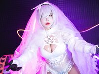 [Cosplay] Queenie Chuppy - 2B with wedding and bikini versions