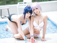 [Cosplay] 瓜希酱 Momoko葵葵 电光超人古利特 宝多六花 新条茜 泳装
