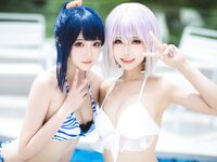 [Cosplay] 瓜希酱 Momoko葵葵 电光超人古利特 宝多六花 新条茜 泳装