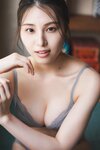 [Young Champion Photobook] Iori Sagara 相楽伊織 – In the summer room, with Iori 夏の部屋で、伊織と。