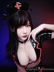 [Cosplay] Minichu - Dark Nurse Tifa