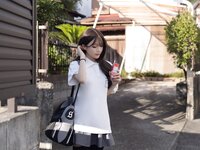 [Cosplay] 鱼子酱 民宿房东