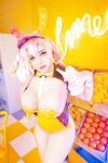 [Cosplay] Queenie Chuppy - Mitsuri Bunny