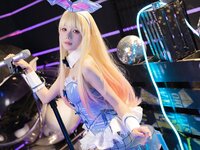 [Cosplay] 咬一口兔娘 喜多川兔女郎