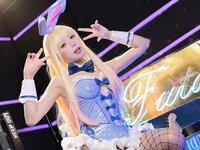 [Cosplay] 咬一口兔娘 喜多川兔女郎