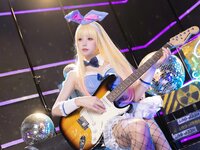 [Cosplay] 咬一口兔娘 喜多川兔女郎