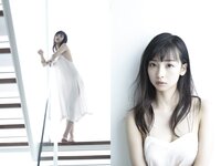 FRIDAYデジタル写真集 華村あすか ビキニでシャワー