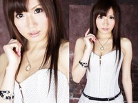 [Photobook] 藤澤美羽 デジタル写真集 ヤレる超高級エステ最旬コスプレ濃厚サロン