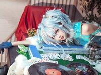 [Cosplay] 艾西aiwest PA15芙洛伦 跃雪逢春