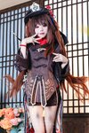 [Cosplay] 咬一口兔娘 往生堂堂主胡桃