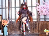 [Cosplay] 咬一口兔娘 往生堂堂主胡桃
